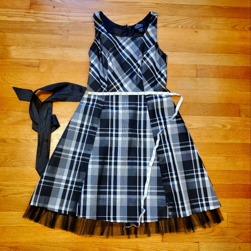 Angie dress women's small